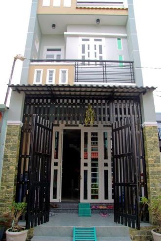 Nhà mới xây vị trí đẹp, DT 4x10m đường Lê Đình Cẩn