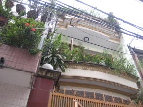 Bán nhà 2 mặt tiền hẻm Phan Xích Long, Phú Nhuận 