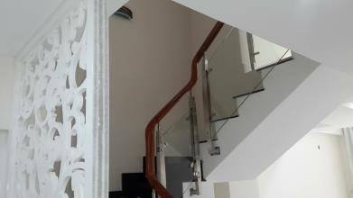 Bán nhà mới đẹp HXH đường CMT8, P.4, Q.Tân Bình