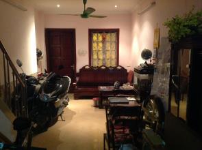 Cần bán RẤT GẤP nhà ở 5 tầng Hà Nội