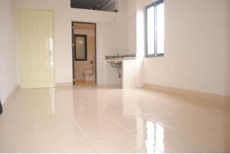 BÁN GẤP CĂN GÓC TẦNG THẤP TẠI HH2B LINH ĐÀM