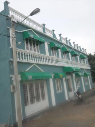 Cần bán nhà mặt phố Hiệp Bình Phước,Thủ Đức DT 19x4m 