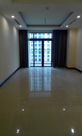Cho thuê CHCC Royal City – 3 ngủ – nhà cơ bản CĐT-  20tr/th 