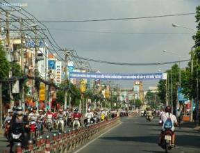 Cho thuê nhà  mặt tiền đường Lê Văn Lương, 17 triệu/th