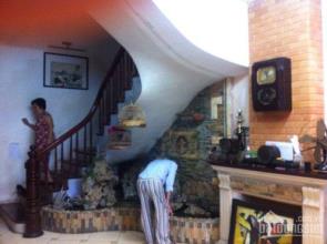 Bán gấp nhà mặt phố Đỗ Đức Dục, sổ đỏ chính chủ