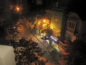 Chính chủ bán gấp nhà mặt phố Thụy Khuê, 4 tầng