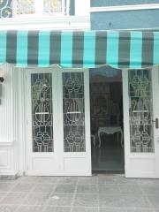 Cần bán gấp nhà mặt tiền mới xây tại quận Thủ Đức.