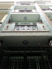 Cần tiền bán gấp nhà HXH Hồ Văn Huê, Quận Phú Nhuận