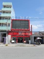 Bán nhà mặt tiền Lê Văn Việt, Quận 9