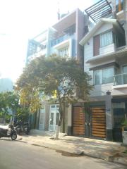 Cần bán nhà tái định cư Him Lam, hướng Tây, sổ hồng