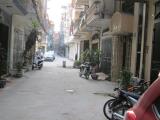 Cần bán nhà ngõ 250 Khương Trung 3,2 tỷ - 44m2 x 3 tầng