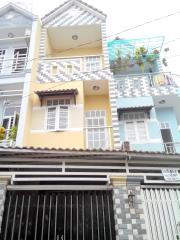 BÁN NHÀ!!! Cần bán gấp căn nhà 1 trệt 2 lầu giá 1,3 tỷ