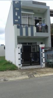 Nhà 1 trệt 1 lầu mới xây DT 84m2, Hóc Môn