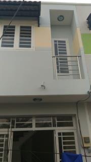 bán nhà nguyên căn 1806 huỳnh tấn phát