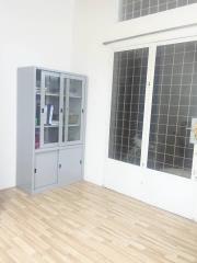 Cho thuê nhà nguyên căn Ng Đình Chiểu, đối diện chợ Vườn