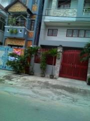 Bán nhà phố đường 8m trong khu dân cư Linh Trung, Thủ Đức