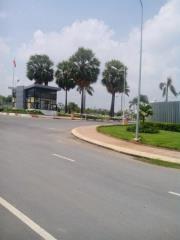 Cần Bán Lô Đất Mặt Tiền 30m Đối Diện KBT Cao Cấp VillaPark.