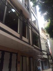 Chính chủ cần bán nhà cực đẹp, ô tô, Nguyễn Ngọc Vũ, 48m2.