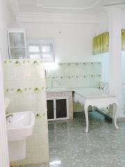 Quận Thủ Đức bán nhà mới xây MT đường 40 Linh Đông