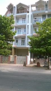 Cho thuê nhà phố 3 lầu nội thất đầy đủ 28tr/tháng