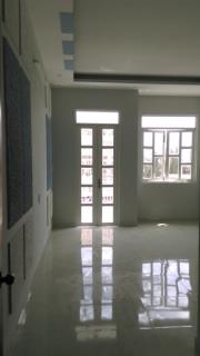 Chính chủ Bán gấp nhà giá rẻ, Đường Cao Thắng, Q3