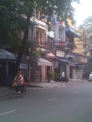 Cần bán gấp nhà MT Q10 152m2 3 lầu