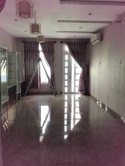 Cho thuê Phòng kinh doanh hoặc ở tại Hẻm 78 Khánh Hội, Q4